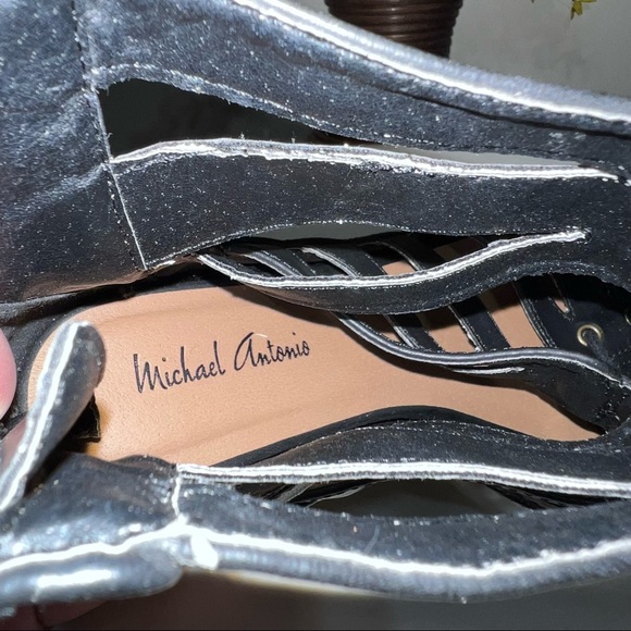 * Michael Antonio Black Gladiator Sandals - Size 8.5 M - Picture 7 of 9